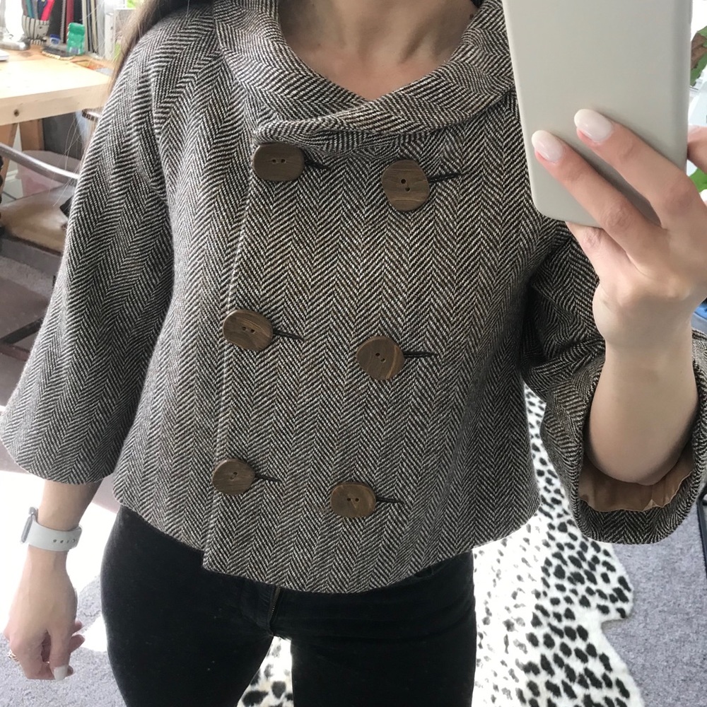 Double breasted cropped coat